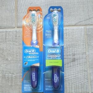 Oral-B Power Toothbrush- Set Of 2